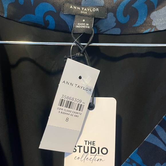 Ann Taylor Floral Silk Wrap Dress Studio Collection - Picture 4 of 8